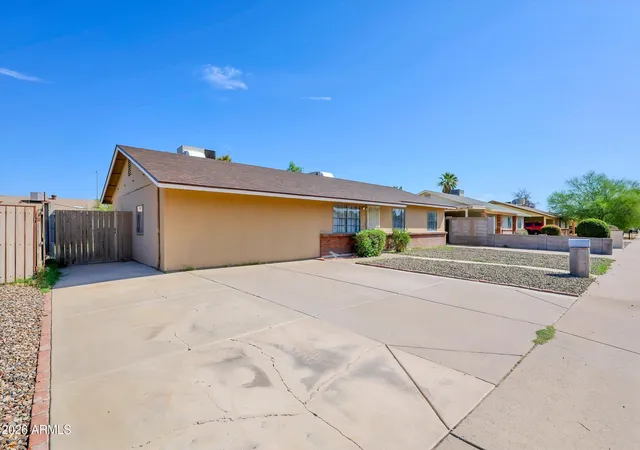Photo 2 of Single family home for sale at 1056 W Hackamore St, Mesa, AZ 85201 | MLS# 7061060 | Listing updated on 2026-08-20