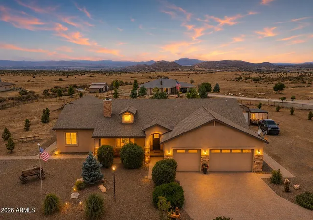 Photo 4 of Single family home for sale at 14073 E Hat Ln, Prescott Valley, AZ 86315 | MLS# 7061109 | Listing updated on 2026-08-11