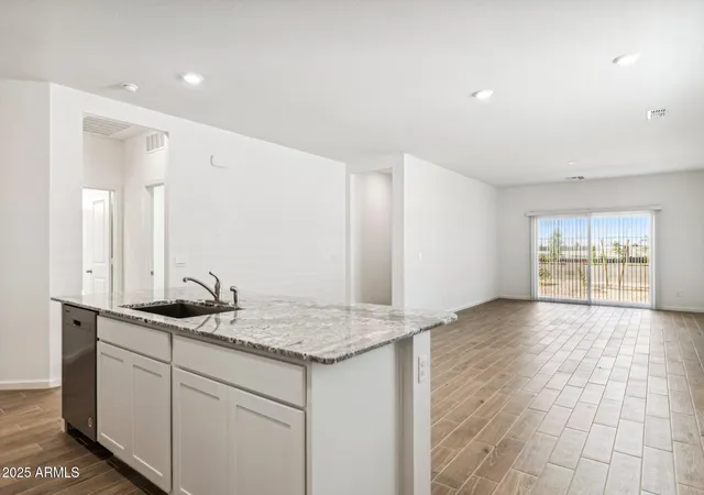 4th image of 5464 S 254Th Gln, Buckeye, AZ 85326 | MLS# 7061031