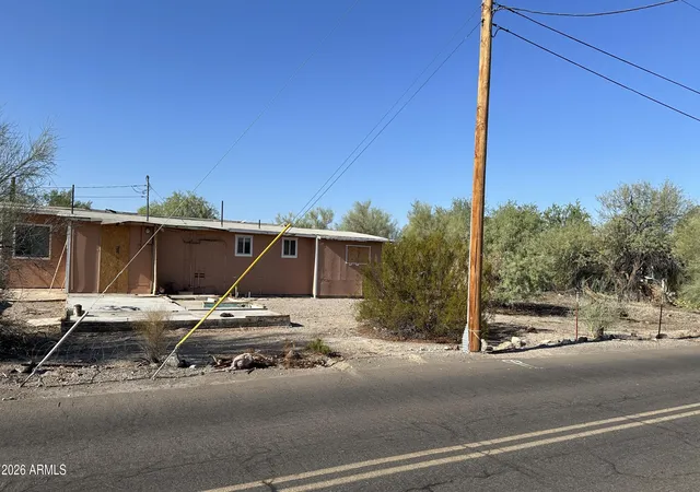 Photo 3 of Single family home for sale at 245 W Quail Trl Dr, Quartzsite, AZ 85346 | MLS# 7061127 | Listing updated on 2026-08-11