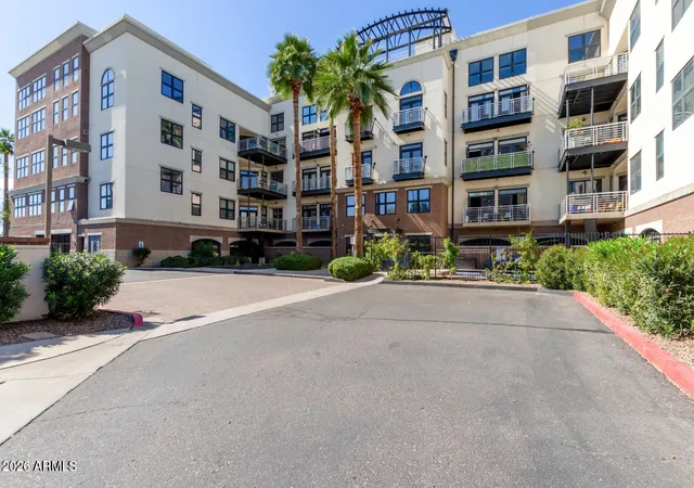 1st image of 914 E Osborn Rd #417, Phoenix, AZ 85014 | MLS# 7061290