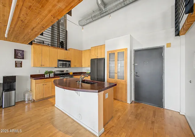 2nd image of 914 E Osborn Rd #417, Phoenix, AZ 85014 | MLS# 7061290