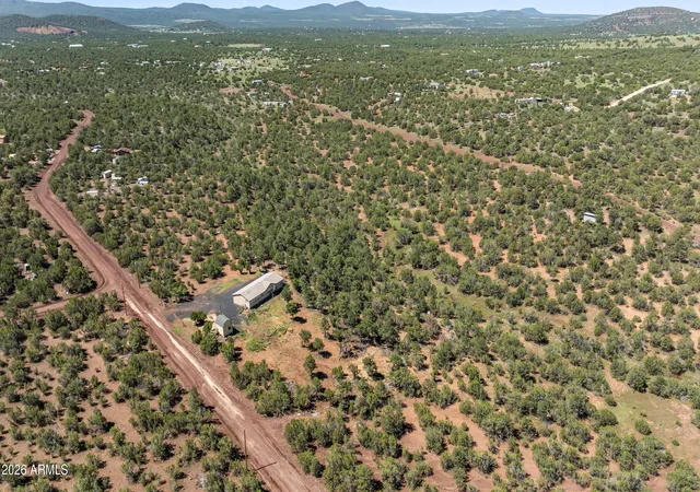 Photo 3 of Manufactured home for sale at 65 Acr 3199, Vernon, AZ 85940 | MLS# 7061238 | Listing updated on 2026-08-11