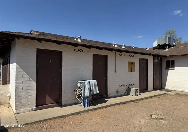 Photo 4 of Townhouse for sale at 41 W 7th Street, Mesa, AZ 85201 | MLS# 7062109 | Listing updated on 2026-09-11