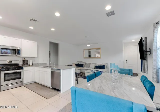5th image of 9416 W Heatherbrae Dr, Phoenix, AZ 85037 | MLS# 7061266