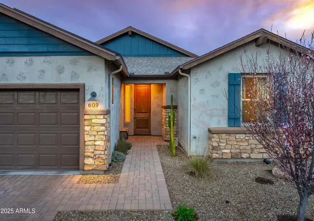 image of 609 Tapco Ln, Clarkdale, AZ 86324 | MLS# 7061263