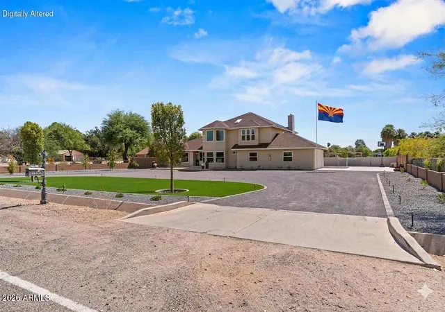 Photo 4 of Single family home for sale at 7031 N Perryville Rd, Waddell, AZ 85355 | MLS# 7061393 | Listing updated on 2026-08-30