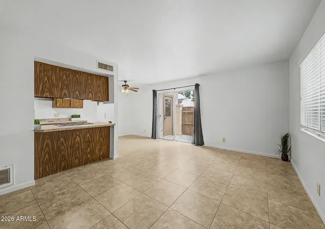 4th image of 8841 N 12Th Pl, Phoenix, AZ 85020 | MLS# 7061334