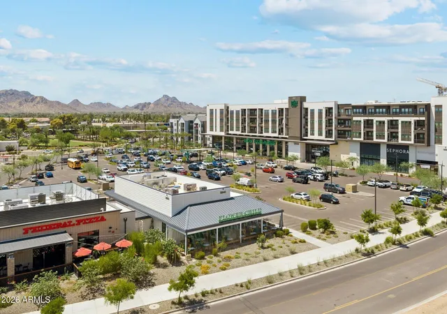 2nd image of 12212 N Paradise Vlg Pkwy S, Phoenix, AZ 85032