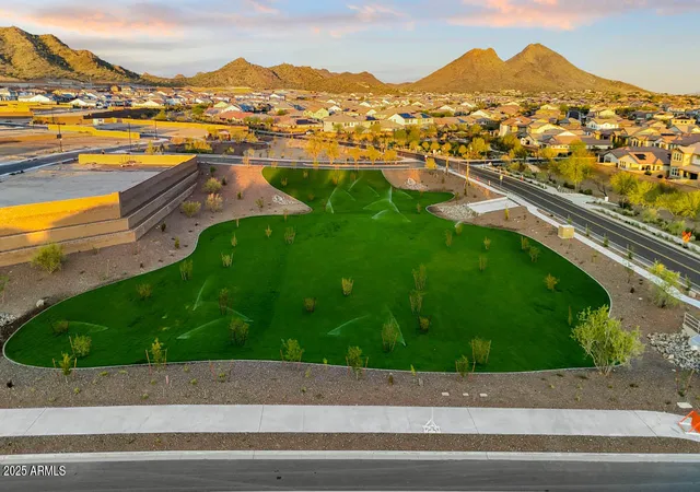 35th image of 6805 W Spur Dr, Peoria, AZ 85383 | MLS# 7061380