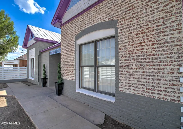 Photo 2 of Single family home for sale at 258 S Sutherland St, Globe, AZ 85501 | MLS# 7061403 | Listing updated on 2026-08-31