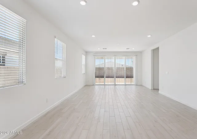 5th image of 27465 N 69Th Ln, Peoria, AZ 85383 | MLS# 7061416