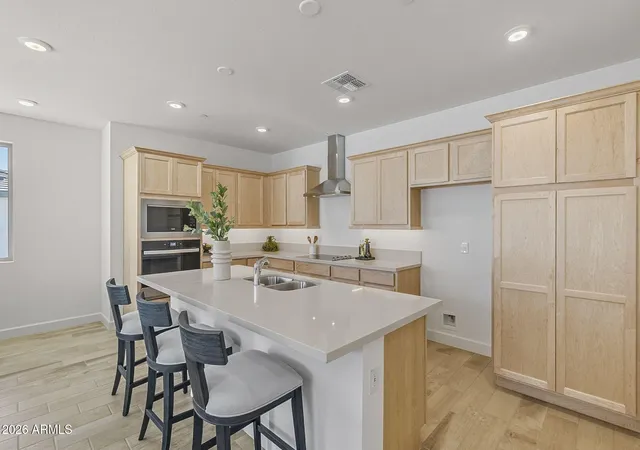 3rd image of 2121 W Sonoran Desert Dr #99, Phoenix, AZ 85085 | MLS# 7061430