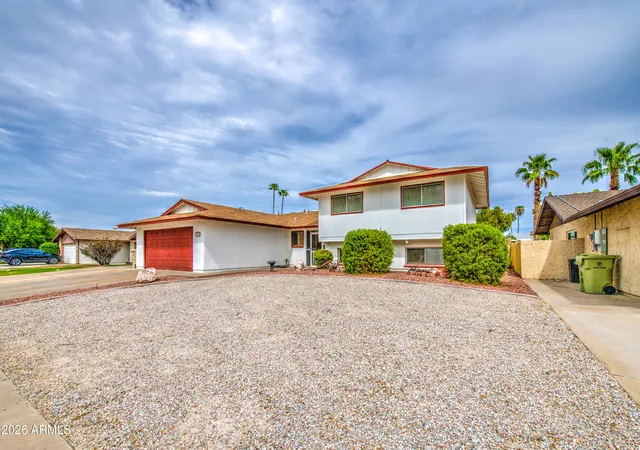 1st image of 15613 N 57th Dr, Glendale, AZ 85306 | MLS# 7068402