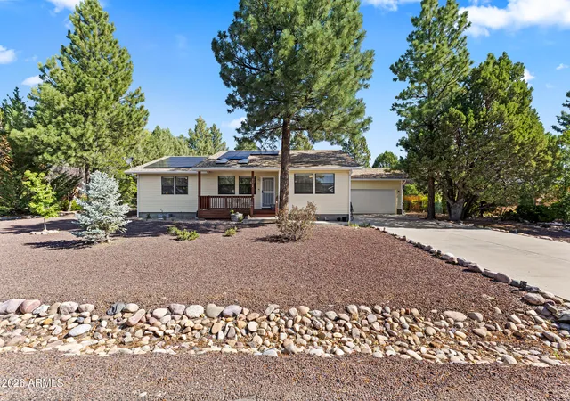 1st image of 3160 E Larson Wy, Show Low, AZ 85901 | MLS# 7061590