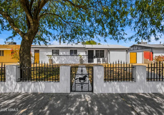 1st image of 2502 N 47th Ln, Phoenix, AZ 85035 | MLS# 7061601