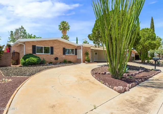 1st image of 532 Earl Dr, Sierra Vista, AZ 85635 | MLS# 7061502