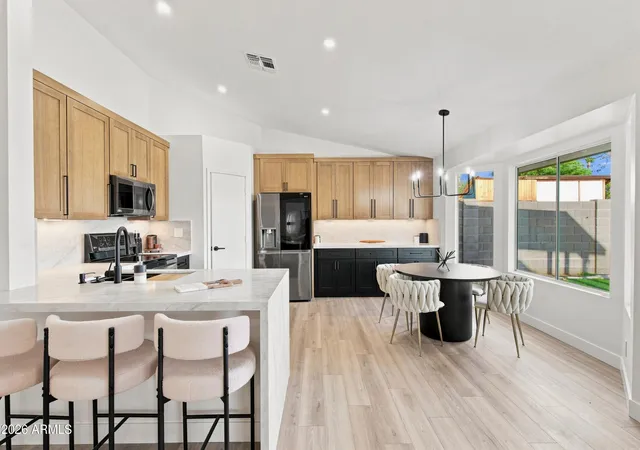 Photo 4 of Single family home for sale at 8123 E Des Moines St, Mesa, AZ 85207 | MLS# 7068863 | Listing updated on 2026-10-11