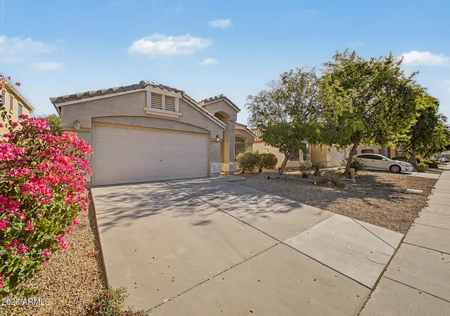 Photo 3 of Single family home for sale at 40367 W Robbins Dr, Maricopa, AZ 85138 | MLS# 7061544 | Listing updated on 2026-09-13