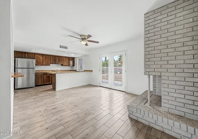 Photo 3 of Single family home for sale at 15 E Alameda Dr, Tempe, AZ 85282 | MLS# 7061538 | Listing updated on 2026-10-04