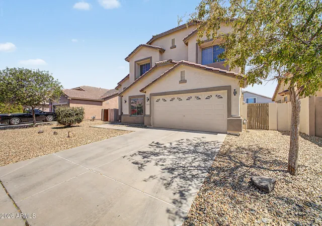 Photo 4 of Single family home for sale at 10925 W Davis Ln, Avondale, AZ 85323 | MLS# 7061859 | Listing updated on 2026-10-09