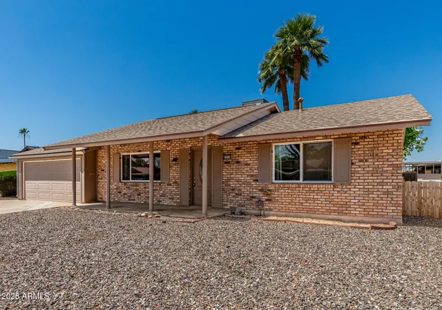 Photo 4 of Sale Pending at 10216 N 110th Avenue, Sun City, AZ 85351 | MLS# 7061548 | Listing updated on 2026-10-10