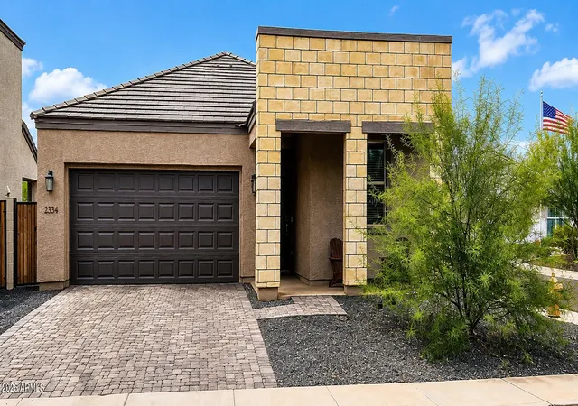 Photo 1 of Single family home for sale at 2334 E Levi Dr, Phoenix, AZ 85040 | MLS# 7063221 | Listing updated on 2026-09-08