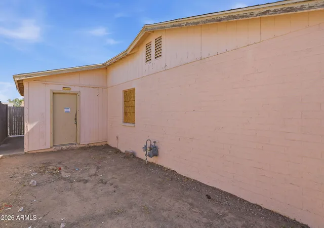 14th image of 7301 W Heatherbrae Dr, Phoenix, AZ 85033 | MLS# 7061640