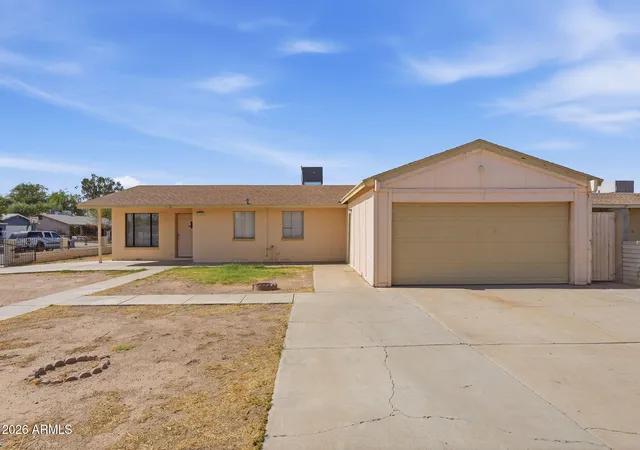 1st image of 7301 W Heatherbrae Dr, Phoenix, AZ 85033 | MLS# 7061640