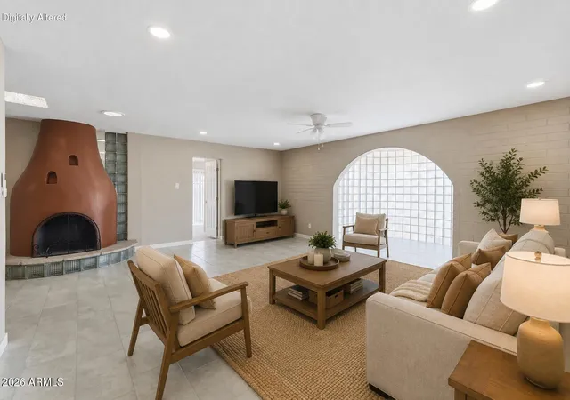 Photo 3 of Sale Pending at 6532 W Medlock Dr, Glendale, AZ 85301 | MLS# 7061713 | Listing updated on 2026-10-07