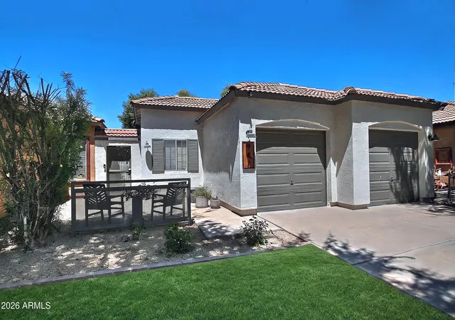 1st image of 948 S Banning St, Gilbert, AZ 85296 | MLS# 7062497