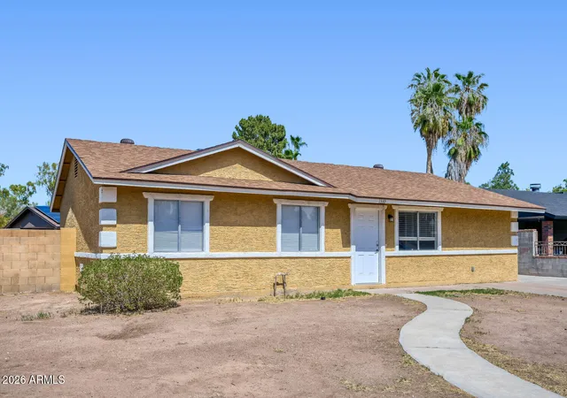 Photo 3 of Single family home for sale at 1339 N Hillcrest Cir, Mesa, AZ 85201 | MLS# 7063375 | Listing updated on 2026-08-14