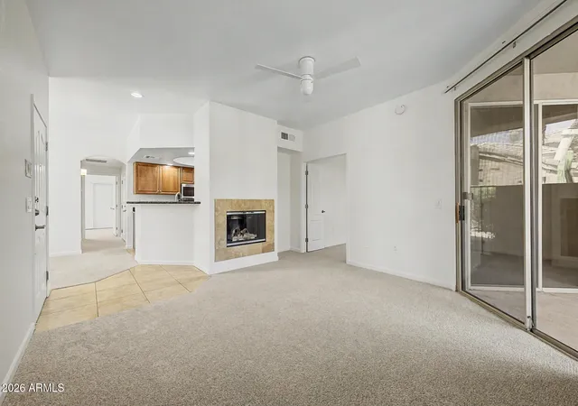 Listing Photo 5 - Condo for sale in building located at 4848 N 36Th St, Phoenix, AZ 85018 - Unit #130