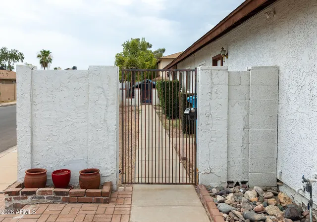Photo 3 of Single family home for sale at 3725 W Bluefield Ave, Glendale, AZ 85308 | MLS# 7061801 | Listing updated on 2026-10-07