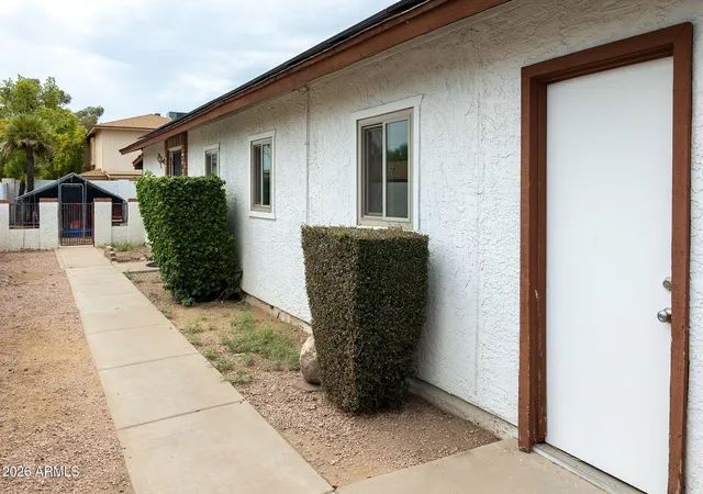 Photo 4 of Single family home for sale at 3725 W Bluefield Ave, Glendale, AZ 85308 | MLS# 7061801 | Listing updated on 2026-10-07