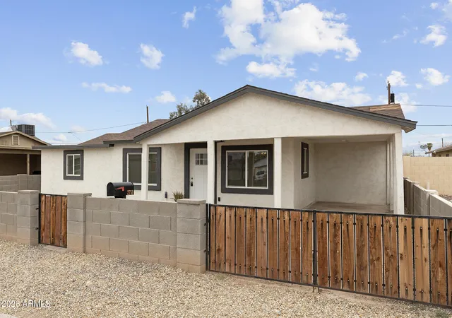 1st image of 2750 E Wier Ave, Phoenix, AZ 85040 | MLS# 7063328