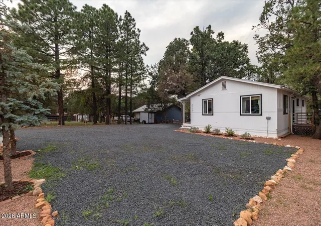 Photo 3 of Single family home for sale at 2112 Bluejay Rd, Overgaard, AZ 85933 | MLS# 7061837 | Listing updated on 2026-08-11