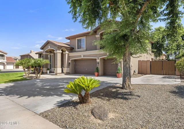 3rd image of 1711 E Horseshoe Dr, Chandler, AZ 85249 | MLS# 7062601