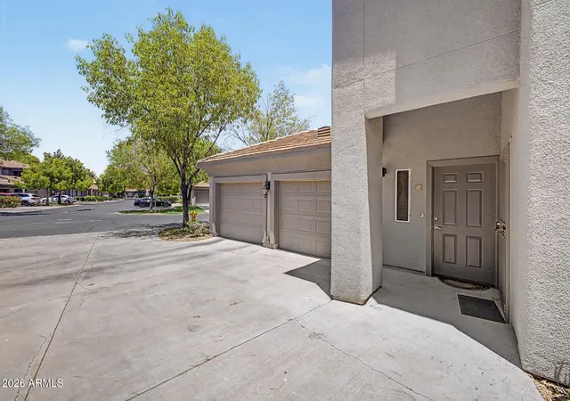 3rd image of 7401 W Arrowhead Clubhouse Dr #2087, Glendale, AZ 85308 | MLS# 7062099