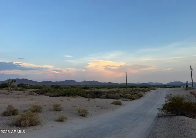 Photo 1 of Manufactured home for sale at 13708 S 337th Avenue, Arlington, AZ 85322 | MLS# 7062338 | Listing updated on 2026-09-02