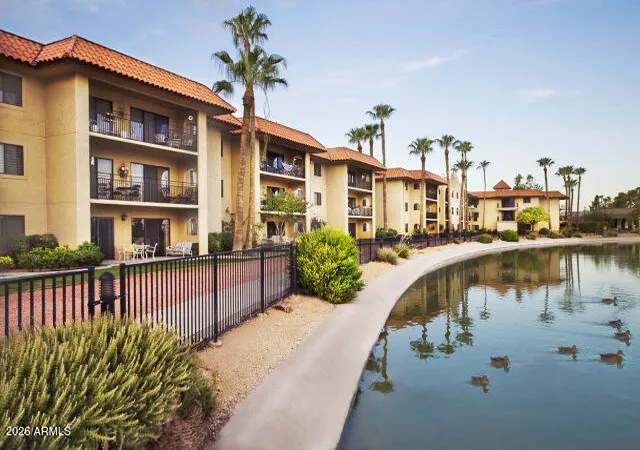 26th image of 10330 W Thunderbird Blvd #C304, Sun City, AZ 85351 | MLS# 7062154