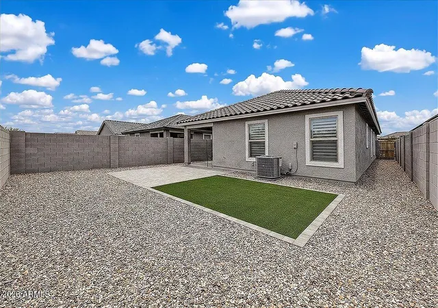 19th image of 18565 N Foxtail Dr, Maricopa, AZ 85138 | MLS# 7063249