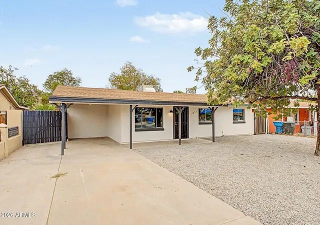 Photo 2 of Single family home for sale at 10633 N 17th Avenue, Phoenix, AZ 85029 | MLS# 7063481 | Listing updated on 2026-09-16