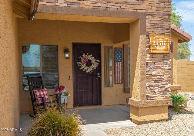 Photo 3 of Single family home for sale at 25510 W Pioneer St, Buckeye, AZ 85326 | MLS# 7061968 | Listing updated on 2026-09-30