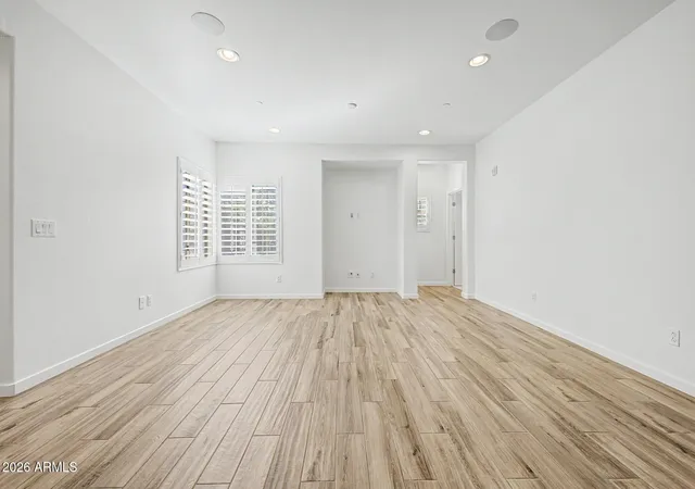 Photo 3 of Townhouse for sale at 3935 E Rough Rider Rd #1271, Phoenix, AZ 85050 | MLS# 7064224 | Listing updated on 2026-09-30