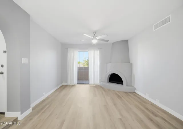 3rd image of 10410 N Cave Creek Rd #2027, Phoenix, AZ 85020 | MLS# 7062854
