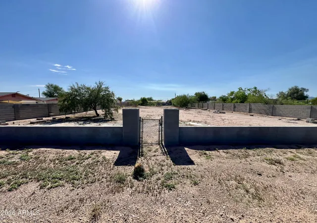 1st image of 412 N Ironwood Dr #17, Apache Junction, AZ 85120 | MLS# 7061980