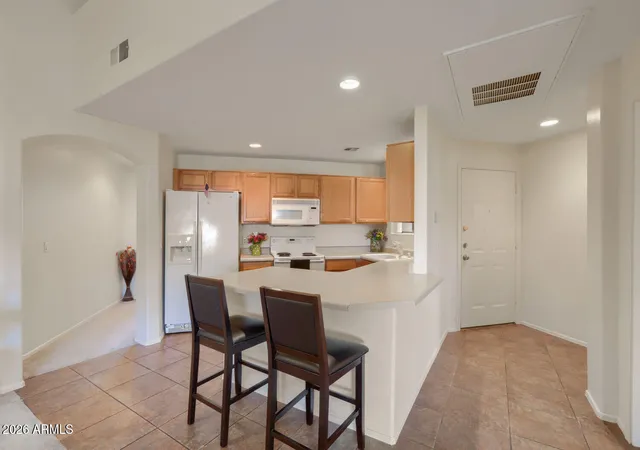 3rd image of 5249 E Shea Blvd #212, Scottsdale, AZ 85254 | MLS# 7063546