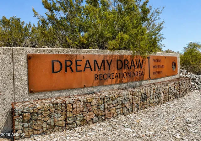 2nd image of 1840 E Morten Ave, Phoenix, AZ 85020
