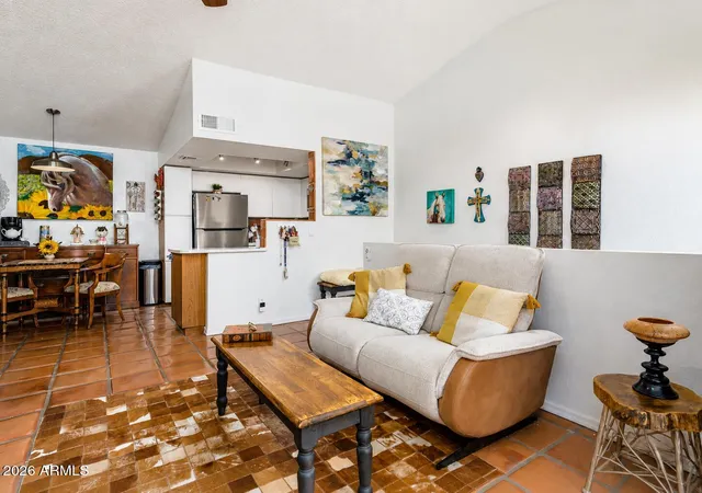 4th image of 1840 E Morten Ave, Phoenix, AZ 85020